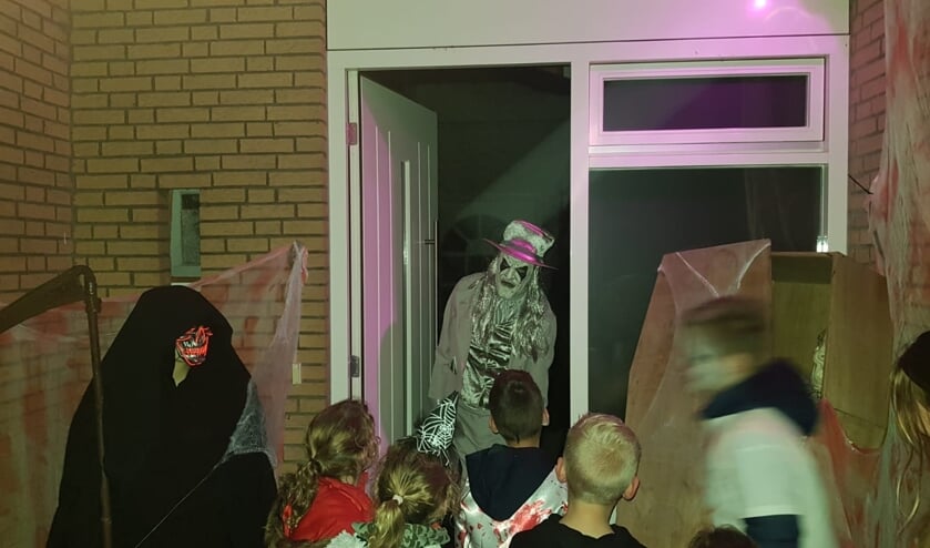 Enorme opkomst bij Halloweenoptocht    