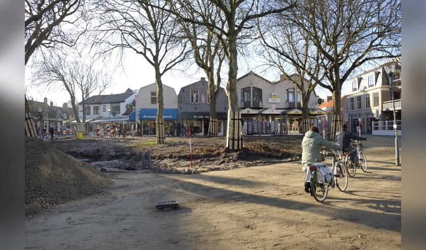 Eerste paal van eerste woningen in Singelgebied de grond in  
