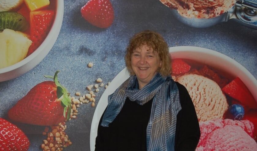 Mary Korten in het nieuwe onderkomen van Koek en Leut.