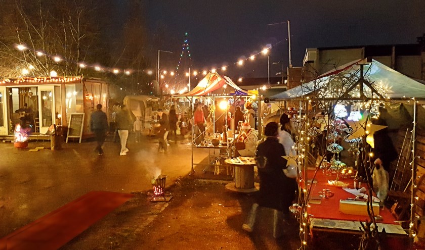 Het gezellig verlichte KerstSTEKtakel in 2018.