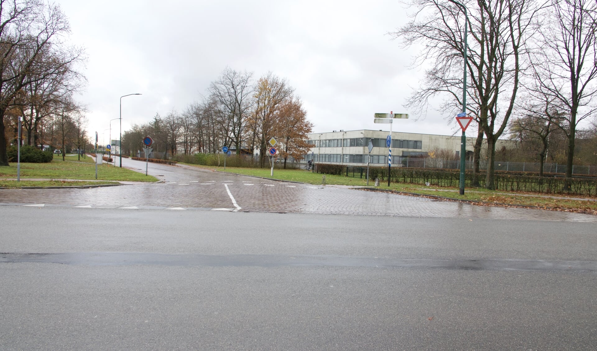 Een toekomstige rondweg start ter hoogte van de Kattestraat. 