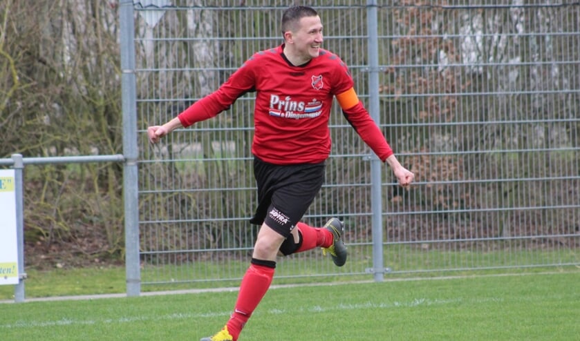 Arjen de Koeijer,topscorer van de laatste seizoenen, nog altijd niet pijnvrij waardoor hij vooralsnog op 5 treffers blijft steken.