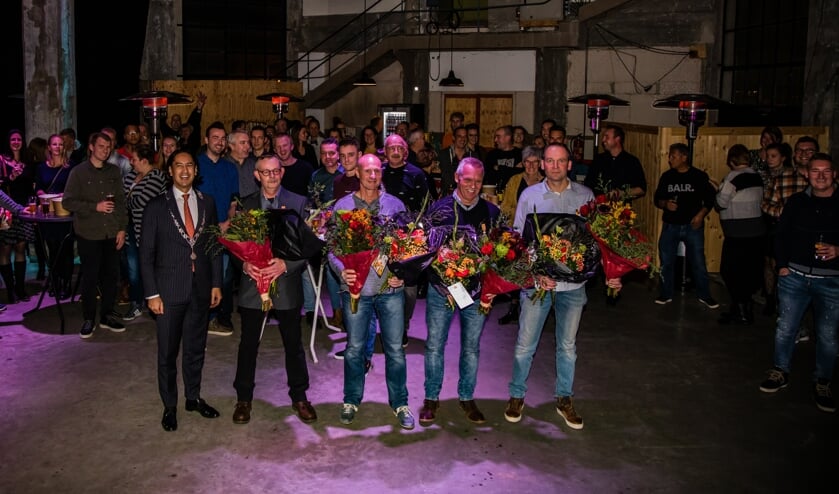 Lintje voor vier brandweermannen 