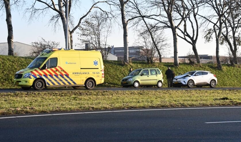 Auto's beschadigd bij kop-staartbotsing op Nieuwe Vlissingseweg