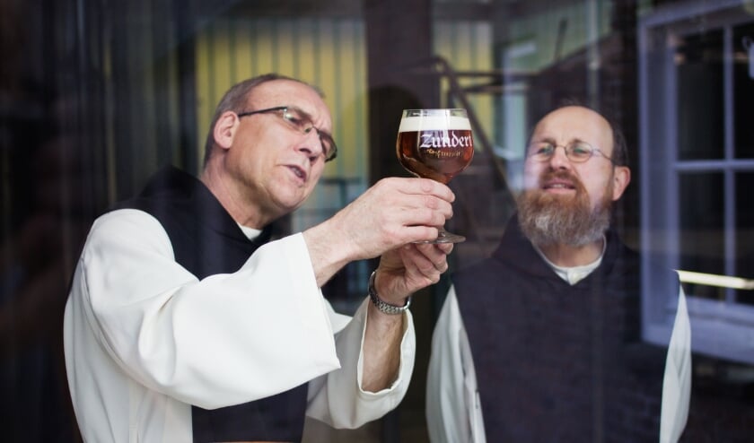 <p>Zundert Trappist, Trappistenbrouwerij De Kievit</p>