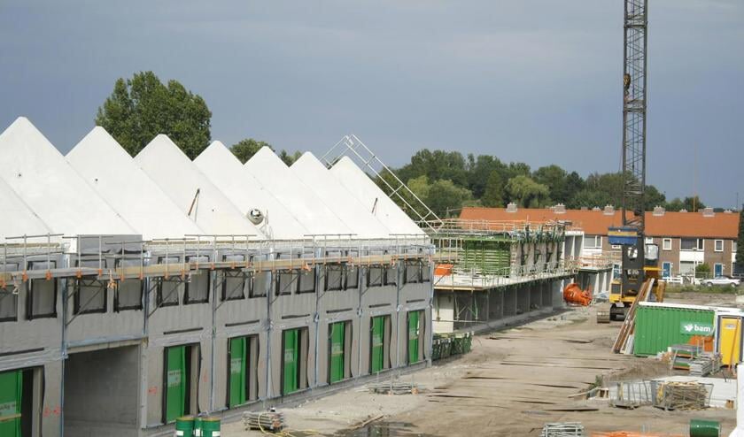 Om tot 6000 nieuwe woningen in vier jaar te komen, moeten bedrijventerreinen omgevormd worden tot woonbestemming.