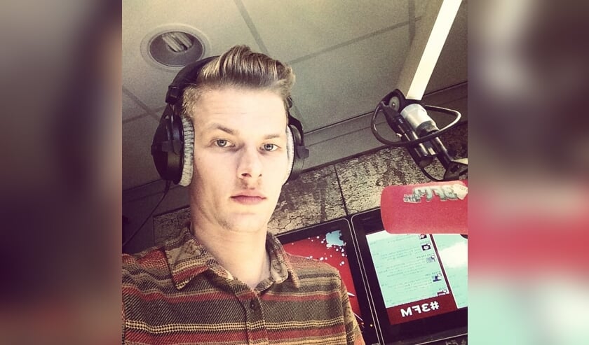 3FM-DJ Sander Hoogendoorn.