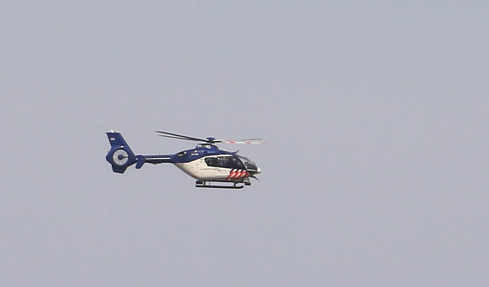 Foto ter illustratie, dit is niet de helicopter die momenteel boven Breda vliegt