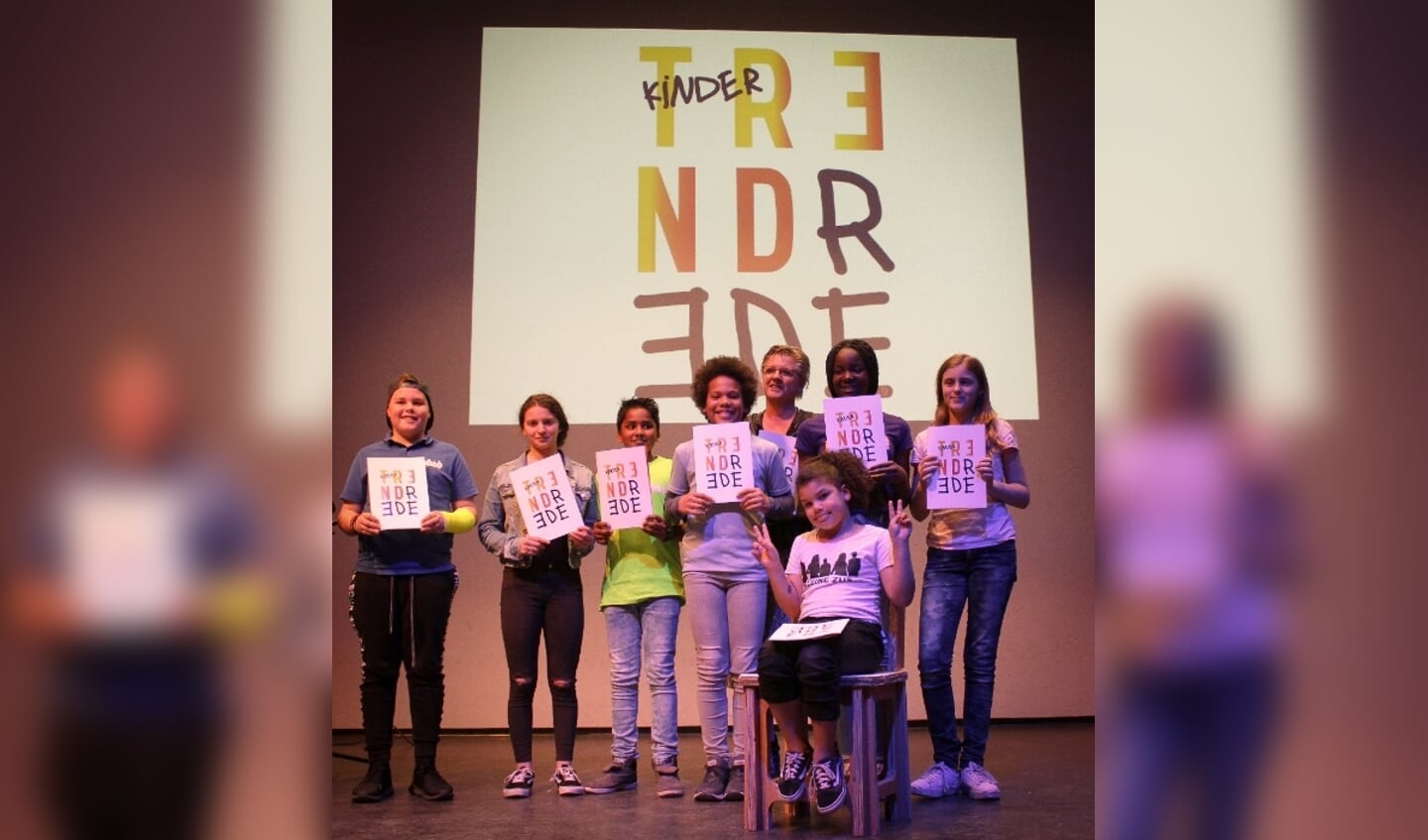 Kinderen presenteren de Kindertrendrede 2019