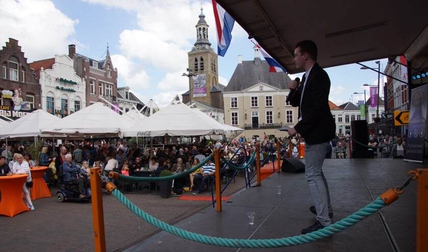 Het smartlappenfestival trekt ieder jaar weer veel bezoekers FOTO RENÉ BRUIJNINCX