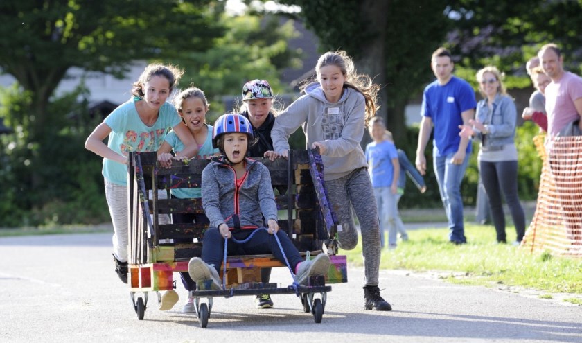 De zeepkistenrace is een hoogtepunt van de week in Rilland.