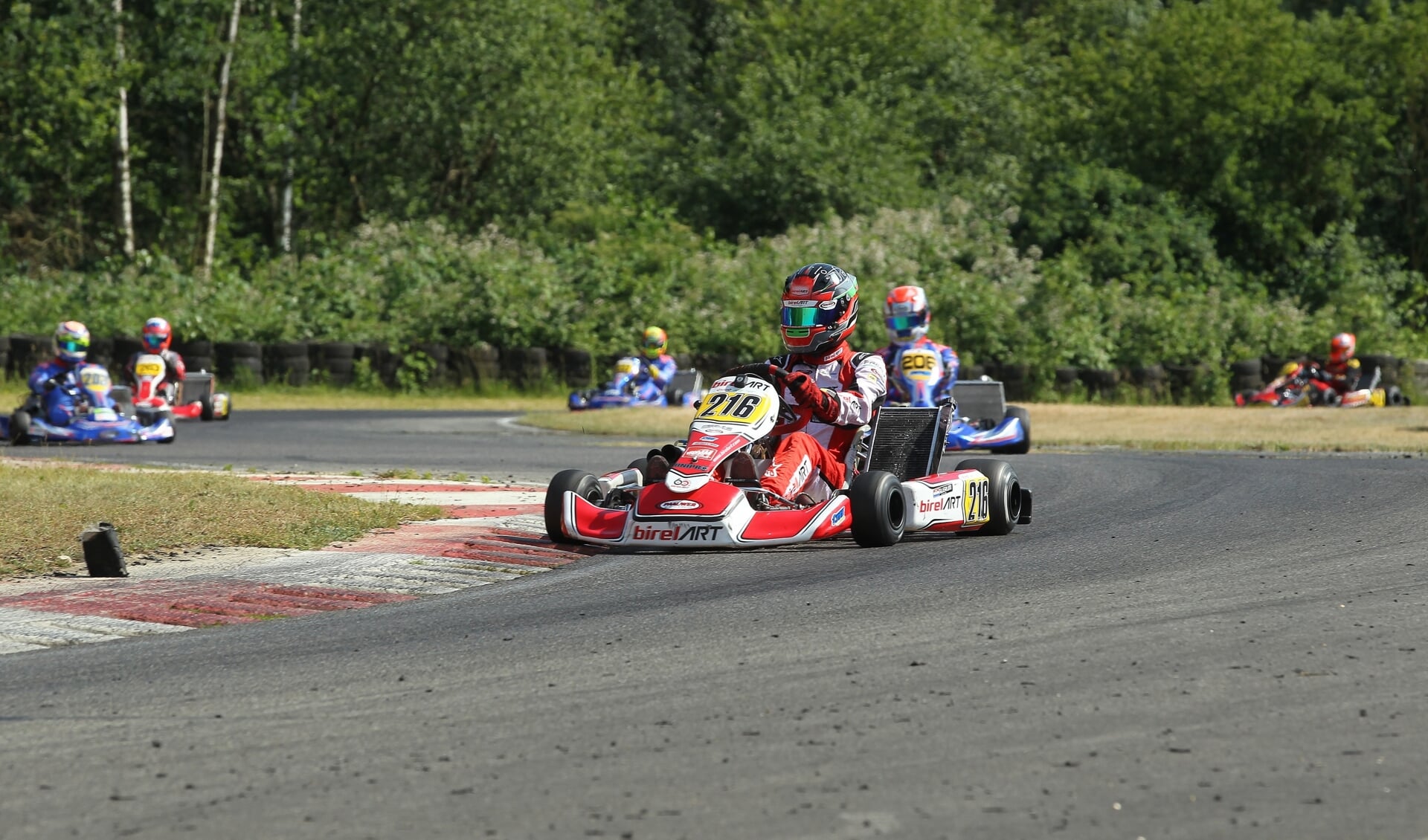 Robin Glerum naar podium op de kartbaan van Kerpen.