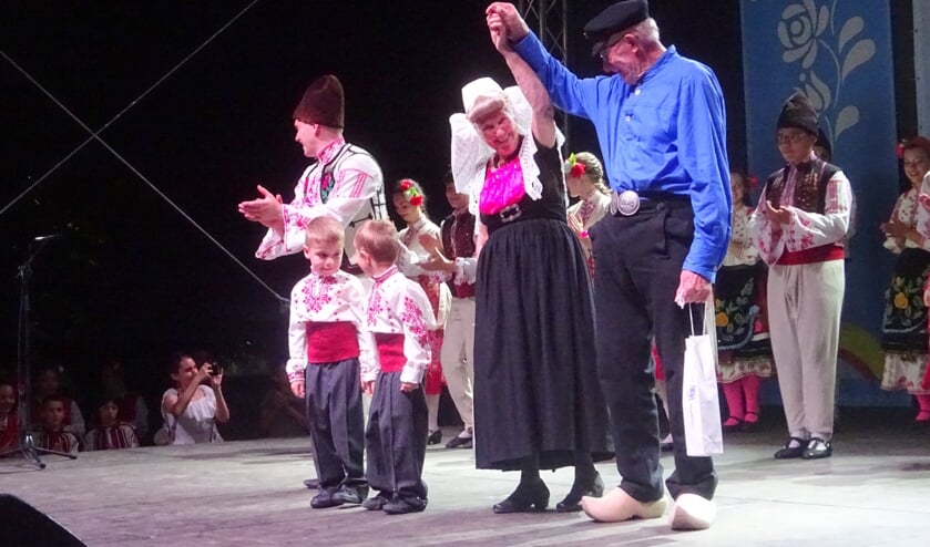 Susan Heeren en Kees van Belzen dansen met piepjong talent.