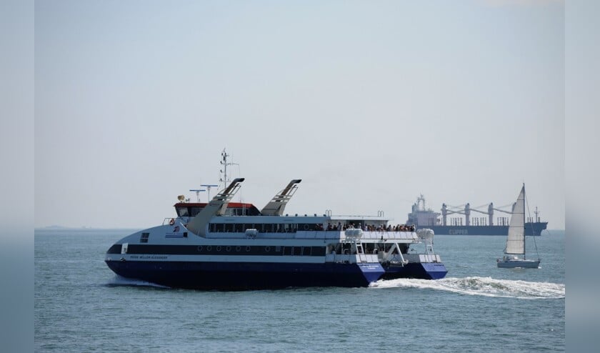 veer-ferry-fietsvoetveer-willem-woznitza
