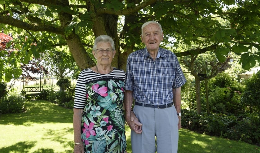 Piet en Mientje Schrier-Waterman uit Waarde.