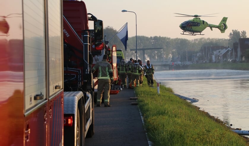 <p>Vorig jaar raakte een auto te water in het kanaal. </p>