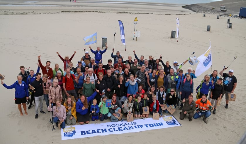 2568 vrijwilligers ruimen 10.991 kilo afval op aan Noordzeekust