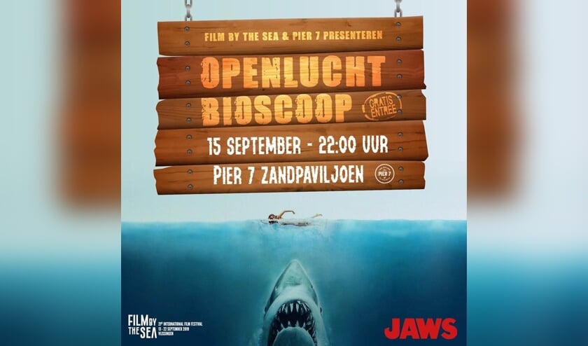 Filmvertoning 'Jaws' op Vlissingse Badstrand