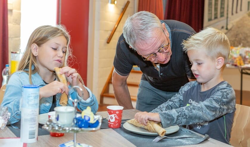 Pannenkoeken en bingo tijdens Burendag Poortvliet 