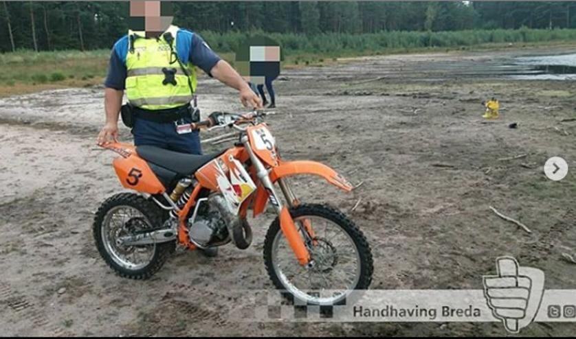 Er werden twee bekeuringen uitgeschreven.