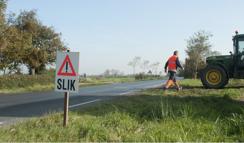 Waterschap waarschuwt voor slik op de weg