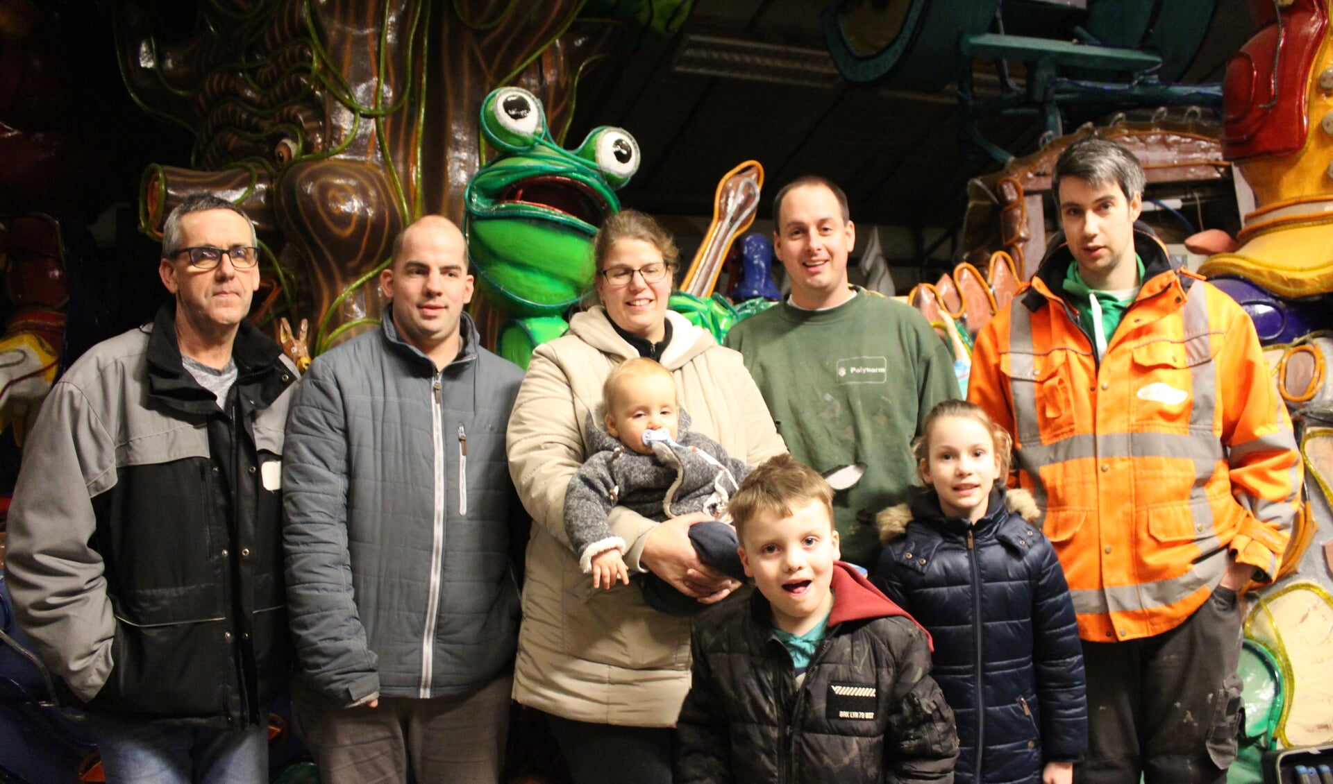 BC DEEN bij De Efteling wagen met Anna-Lena (9), Kylian (7) en Matthijs (11 maanden) uit De Heen. 