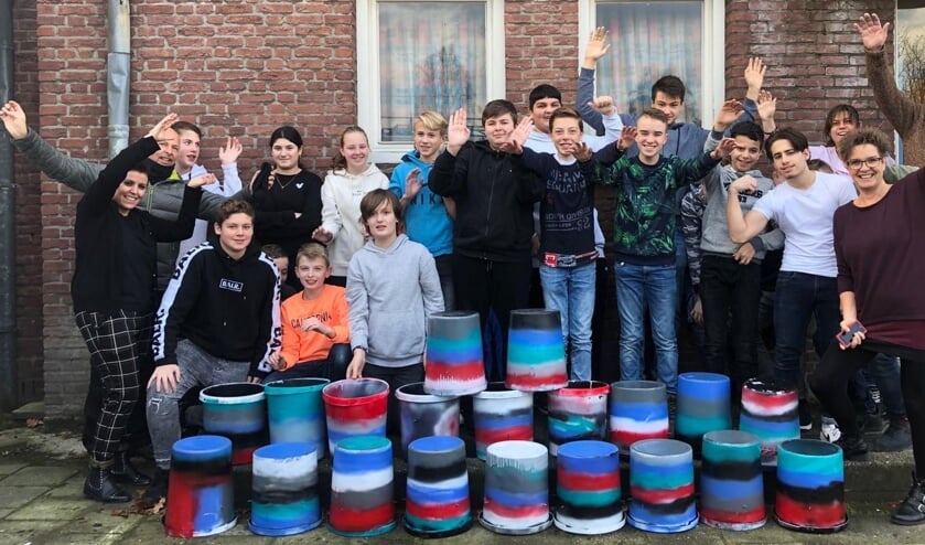 30 Leerlingen bouwen mee aan Super Tullepetaon.