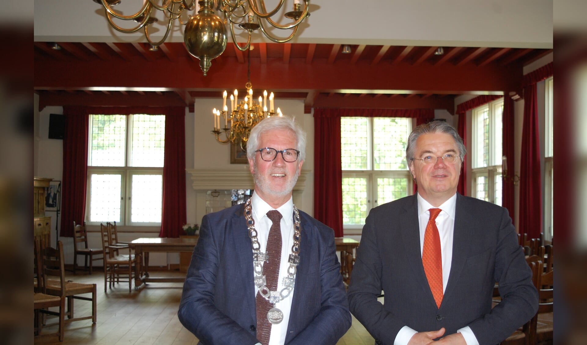 Burgemeester Klijs en Commissaris van de Koning Van den Donk
