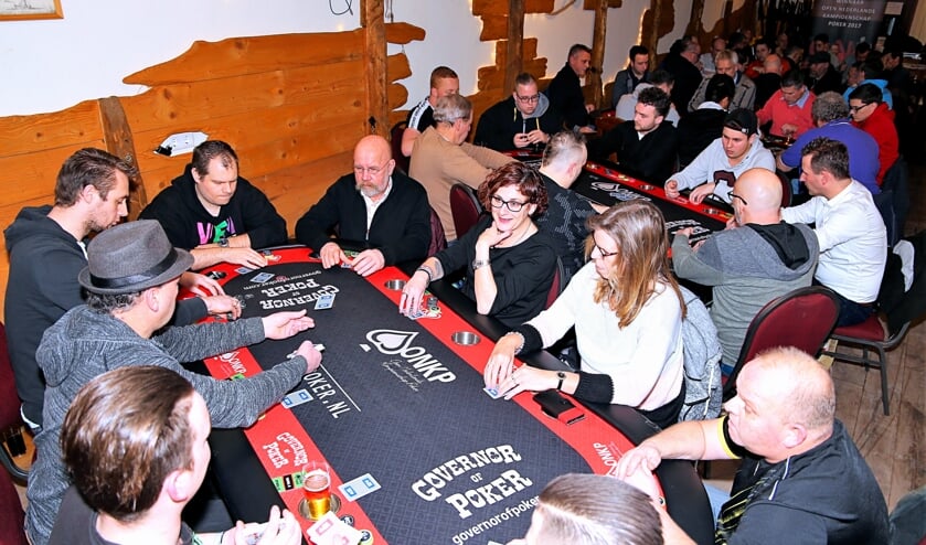 Stalland strijdt om titel Beste Pokerteam 