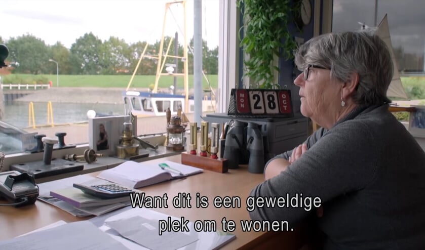 Havenmeester Loes van Leest.