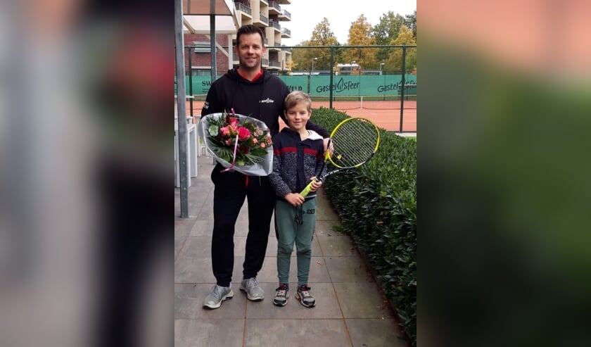 <p>'t Kèperke verwelkomt Ronnie Lazaroms als 300ste lid. </p>