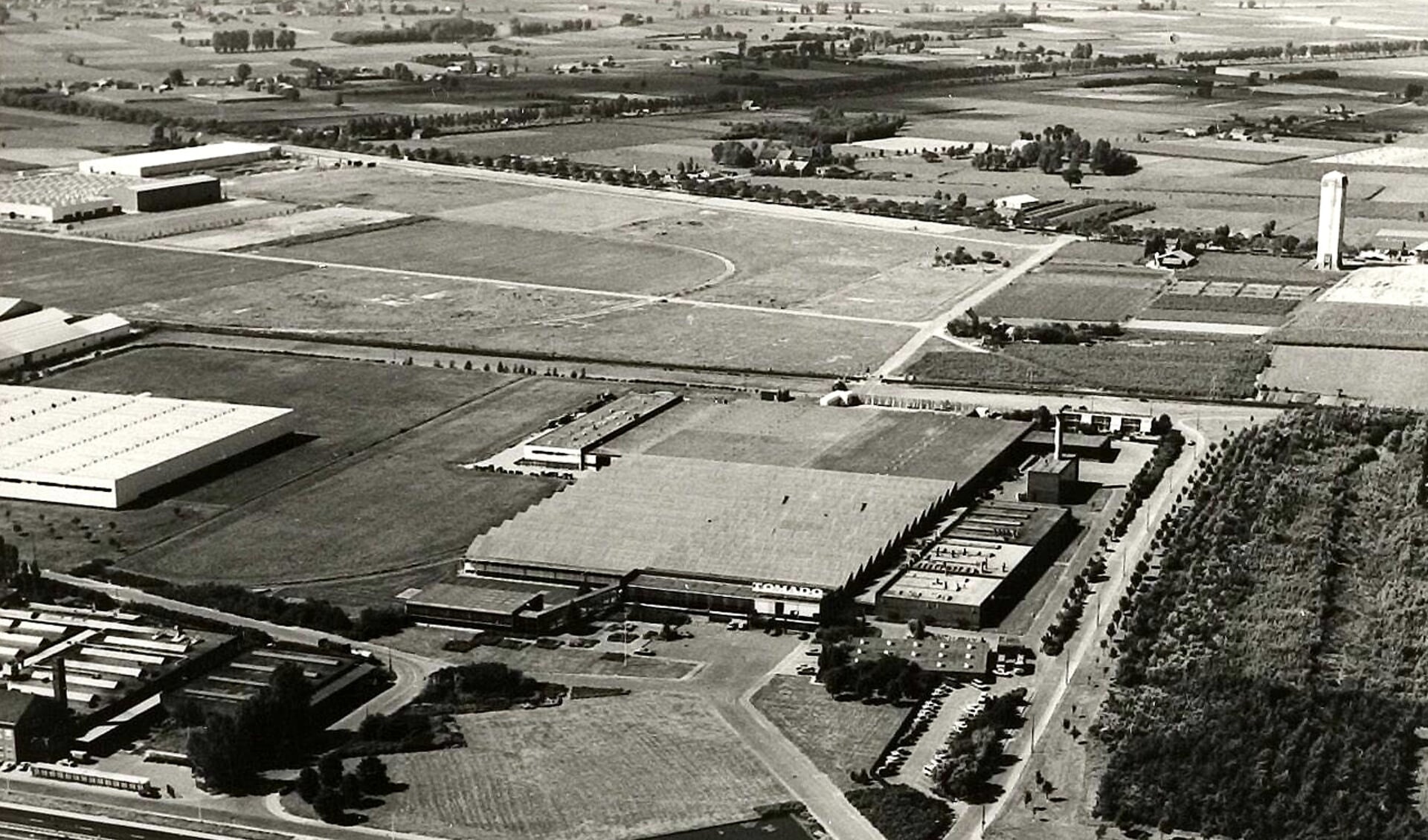 Tomado was één van de eerste fabrieken op Vosdonk. 