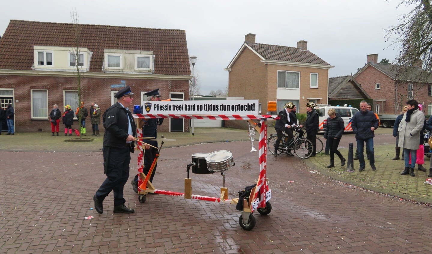 De optochten gingen 'gewoon' door. 