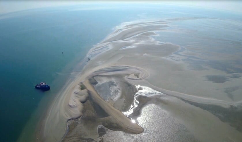 Roggenplaat blijft door 1,4 miljoen kubieke meter zand een wegrestaurant