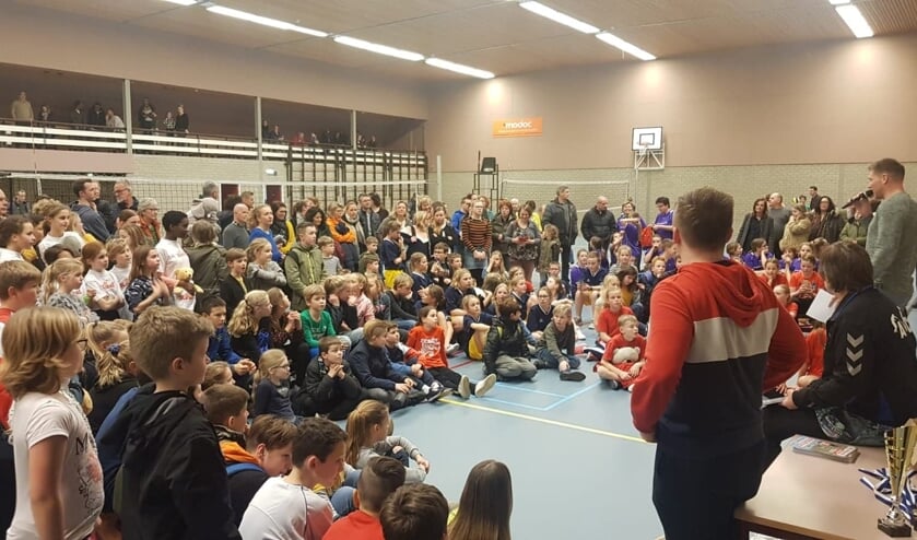 Sportiviteit tijdens volleybaltoernooi in de Meulvliet 