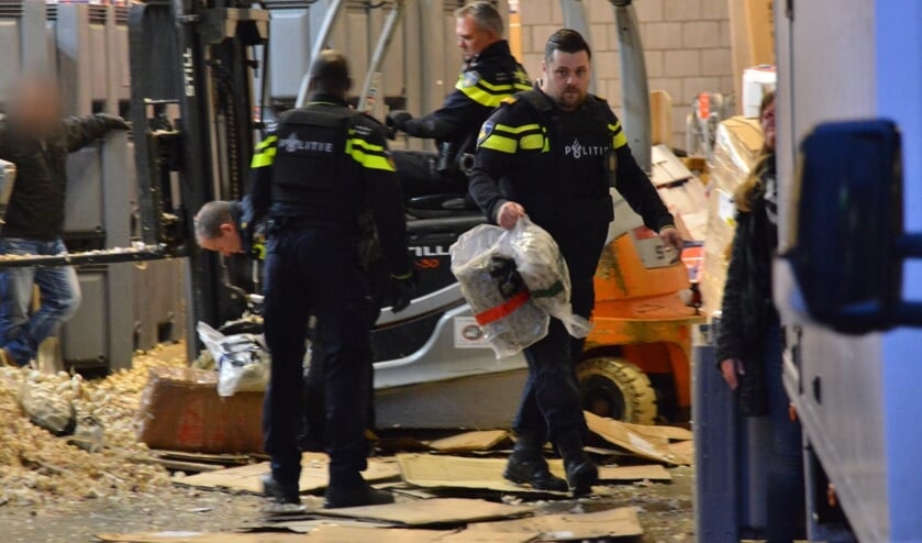 De inval in de loods aan de Penningweg, vorig jaar februari.