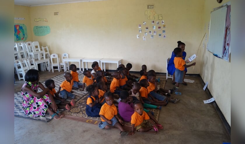 Schoolklas in Kwanjana (Malawi).