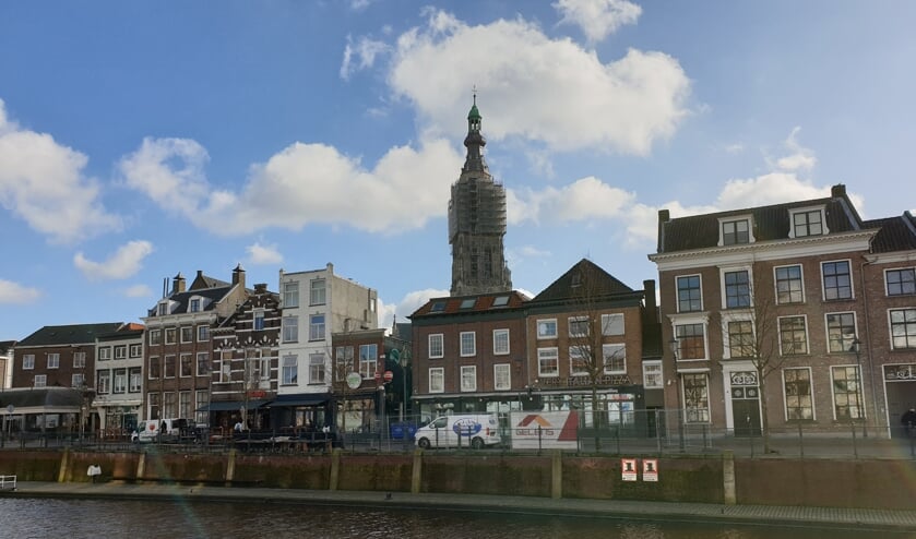 Een nieuw terras aan het water in Breda Tafelen aan de Kade