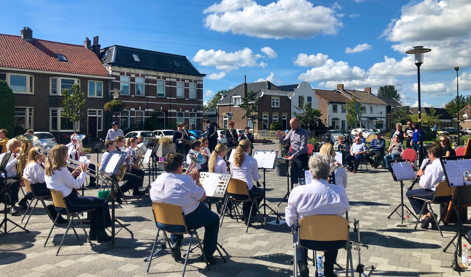 Een concert van Scheldegalm in Hansweert in september 2020.