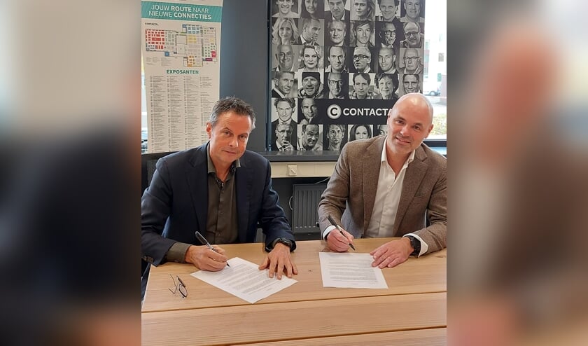 <p>Luuk Roozeboom van Uitgeverij de Bode en Perry Kentin van LMG strategie+creatie.</p>