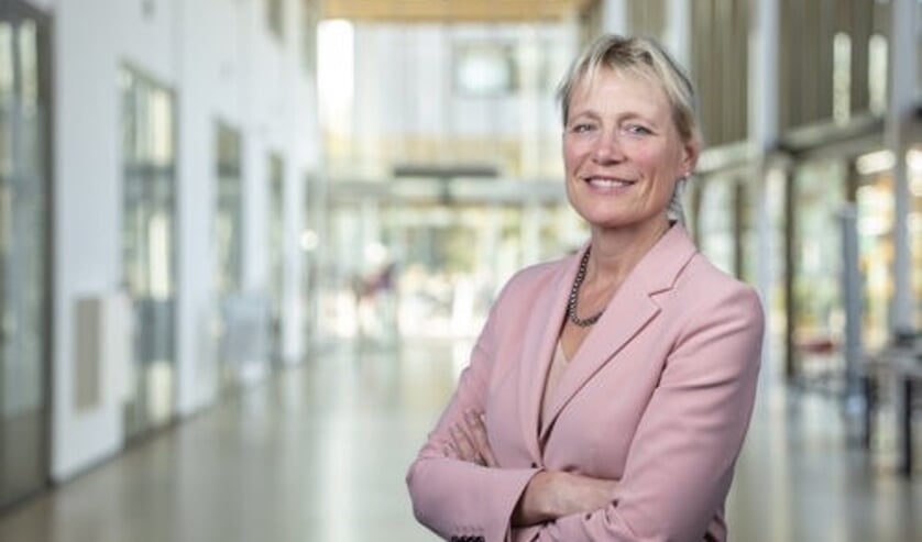 <p>Claudia Brandenburg gaat het ziekenhuisbestuur na 8 jaar verlaten.</p>
