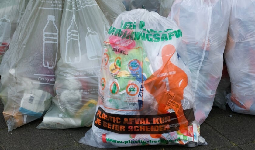vergelijking Officier Bezighouden Plastic afval wordt komende maanden nog thuis opgehaald