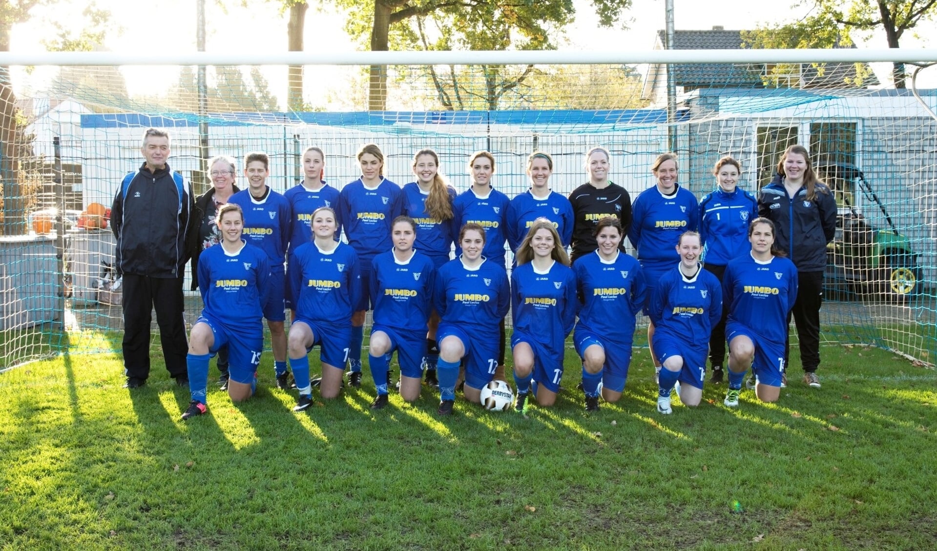 Het damesteam van Vivoo Huijbergen.