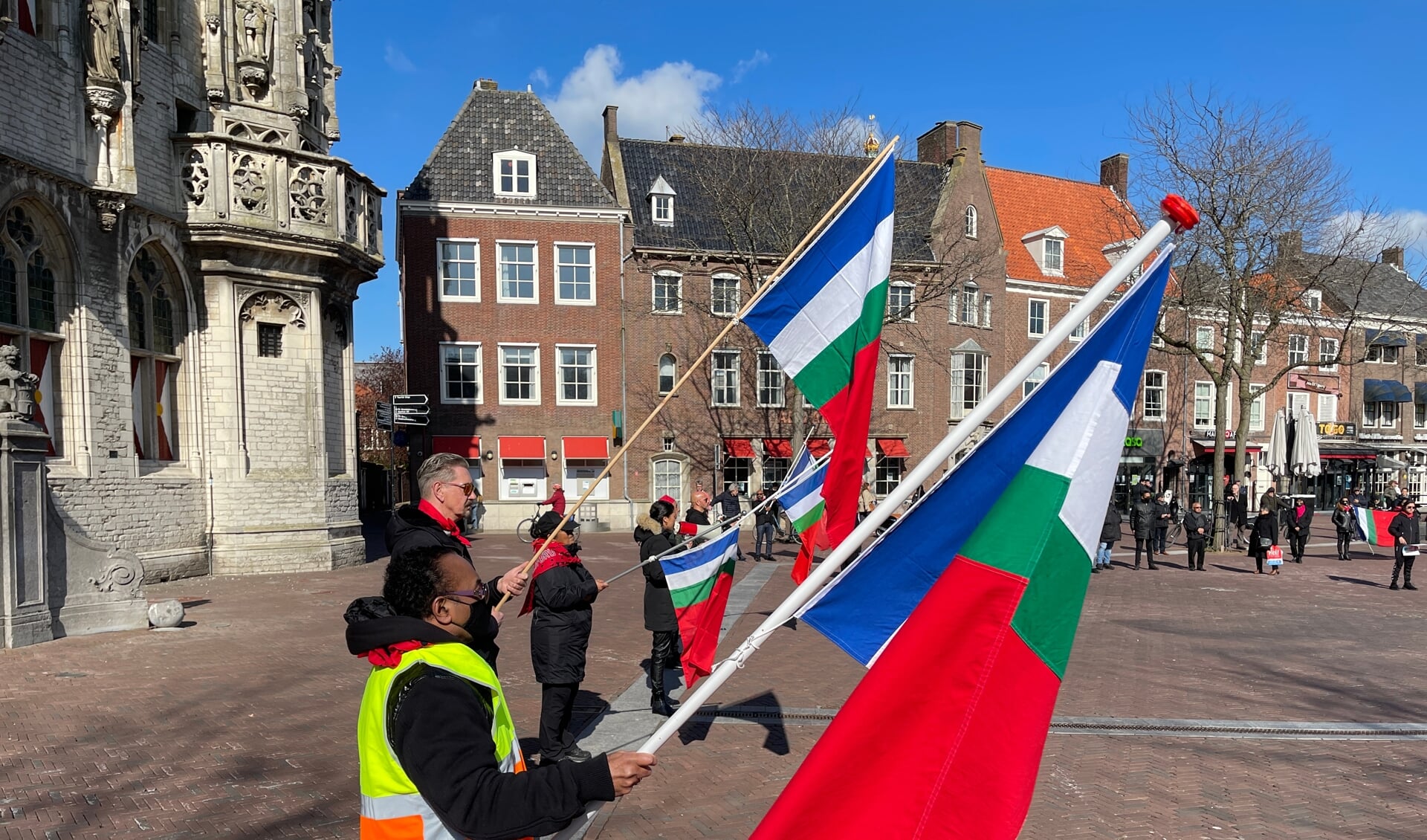Stilteprotest Molukkers op de Markt in Middelburg