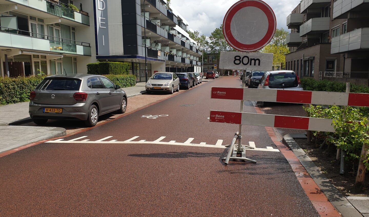 De nieuwe fietsstraat sluit aan op de Nieuwe Dieststraat 