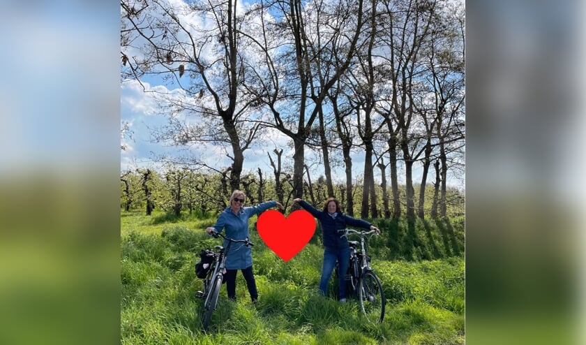 <p>Fietsen voor Hart voor Vrouwen.</p>
