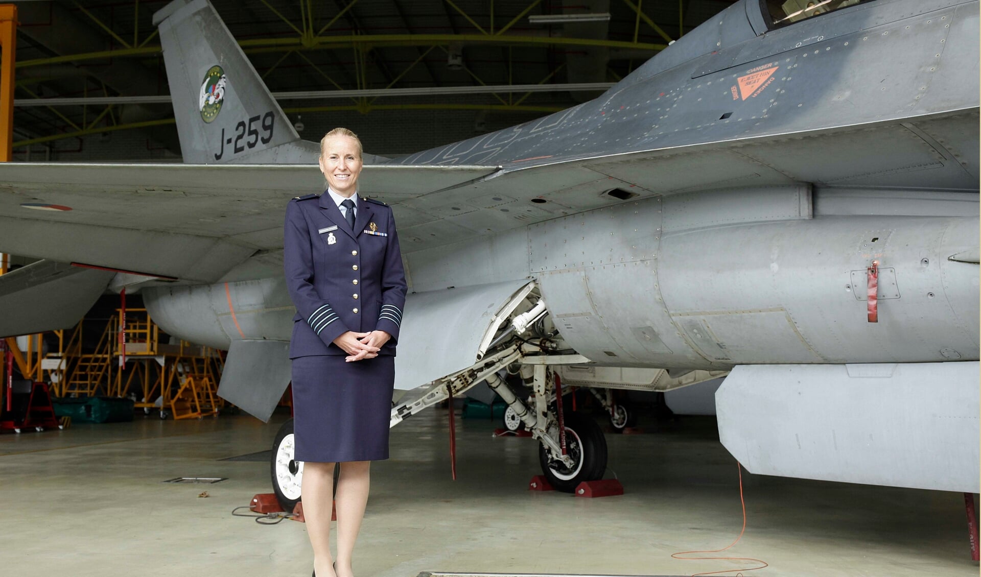 Kolonel Ellen Meeuwsen-Scholten, commandant van de vliegbasis Woensdrecht.