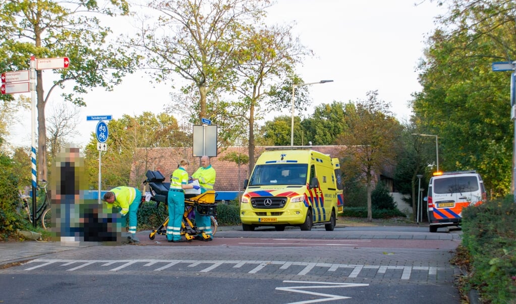 Fietsster Gewond Bij Ongeval Op Florastraat: Rijbewijs Automobiliste ...