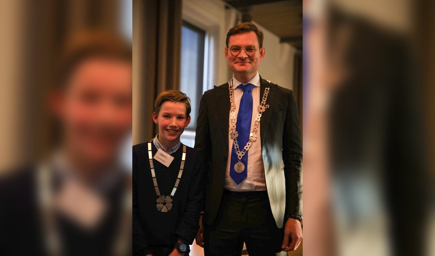 Kinderburgemeester Lucas en burgemeester Jansen op de Haar.