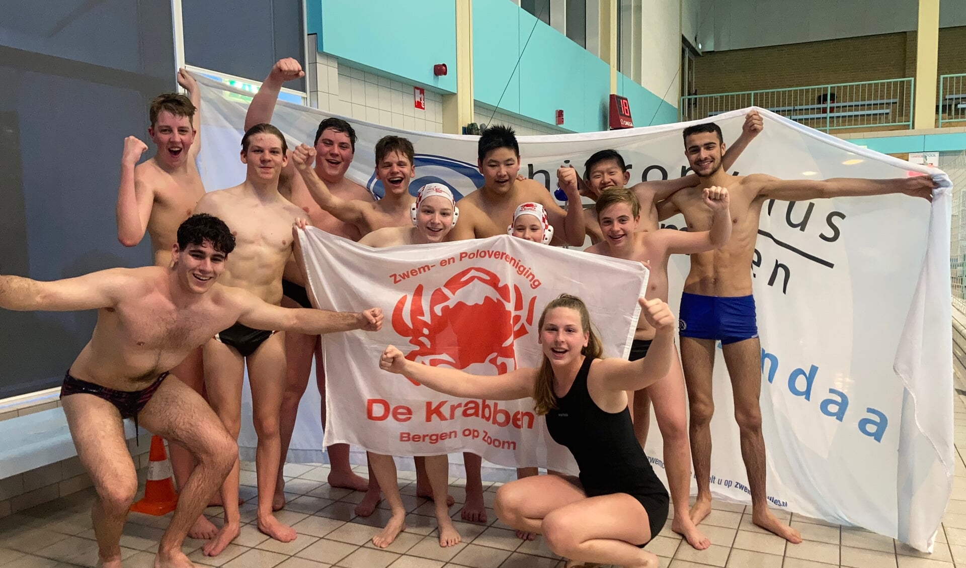 Waterpolo-team Jongens B Krabben-Hieronymus kampioen!